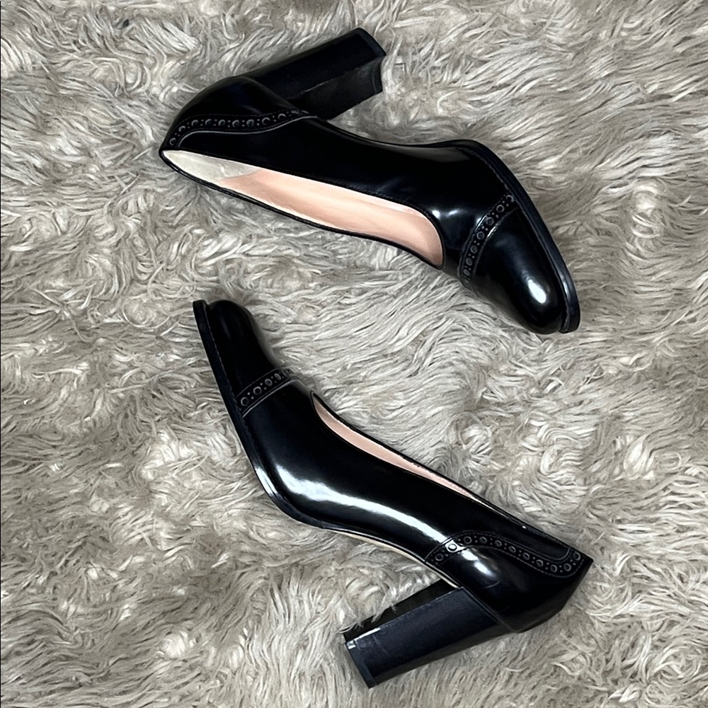 Anne Klein Black Patent Block Heel Pumps with Brogue Detail